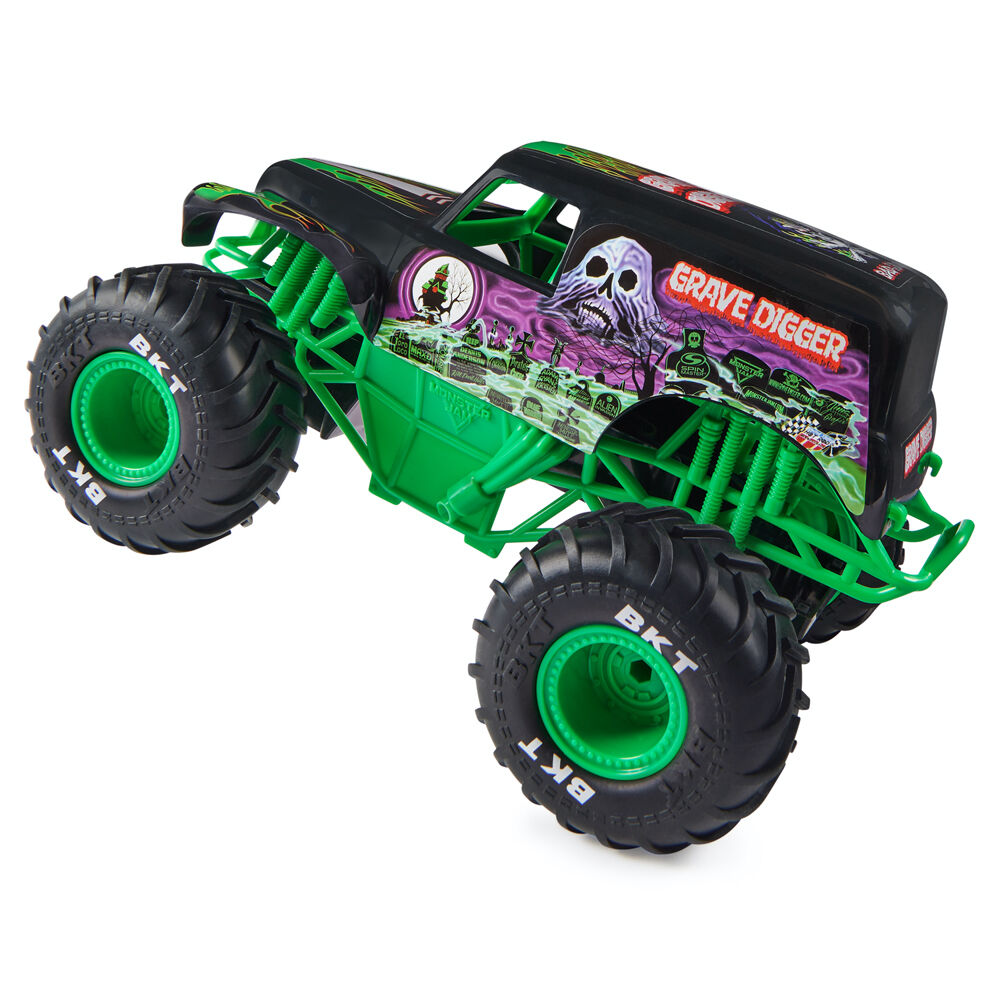 Monster Jam 1:15 Radio Control 2.4GHz Grave Digger Monster Truck Toy 4y+
