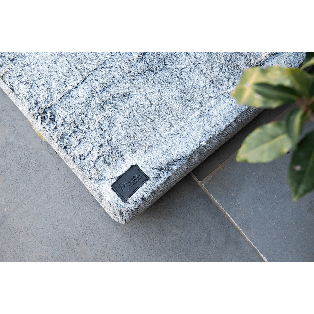 Superior Pet Plus Ortho Pet/Dog Mat Artic Faux Fur Jumbo 110cm