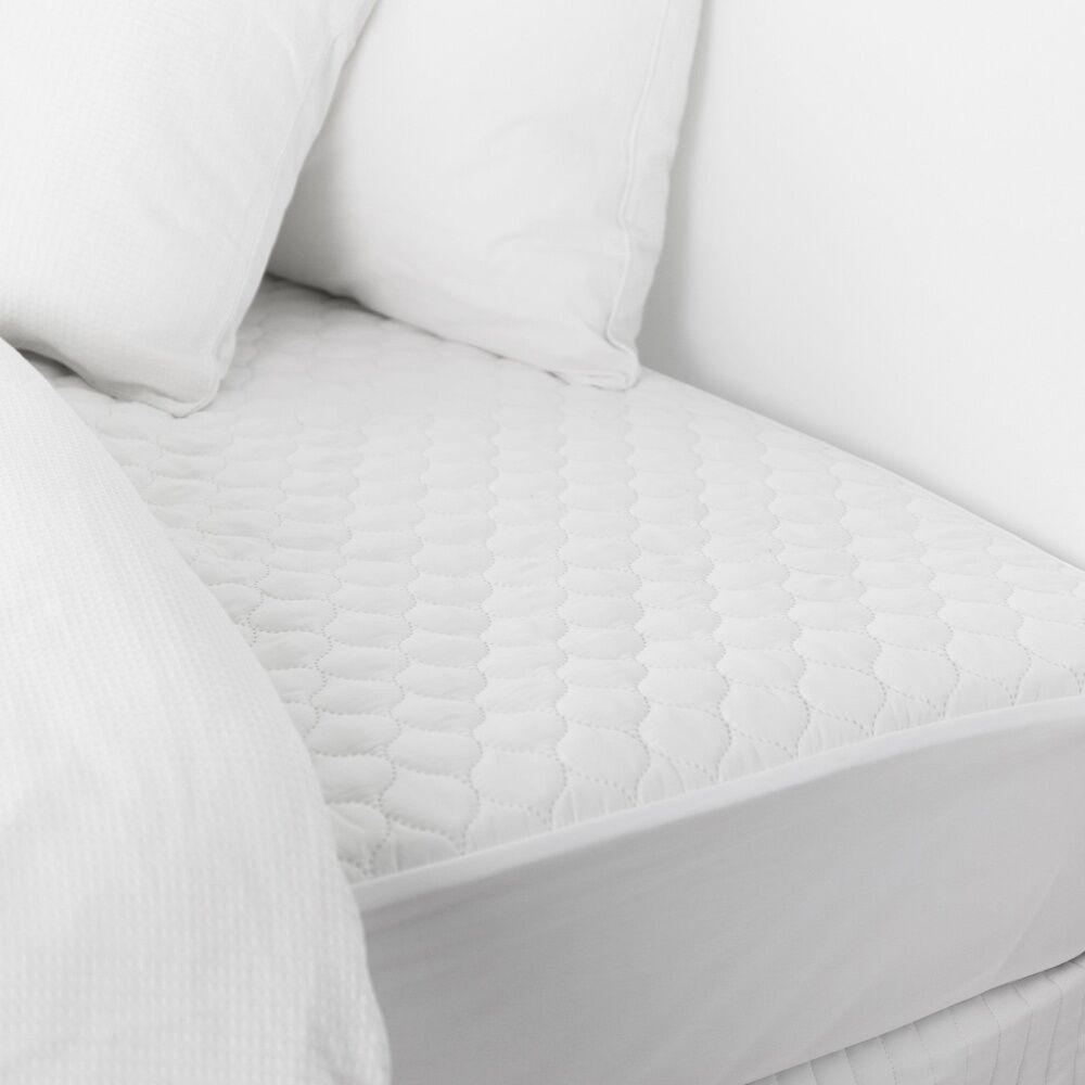 Tontine Comfortech Anti Stain Mattress Protector - King Bed