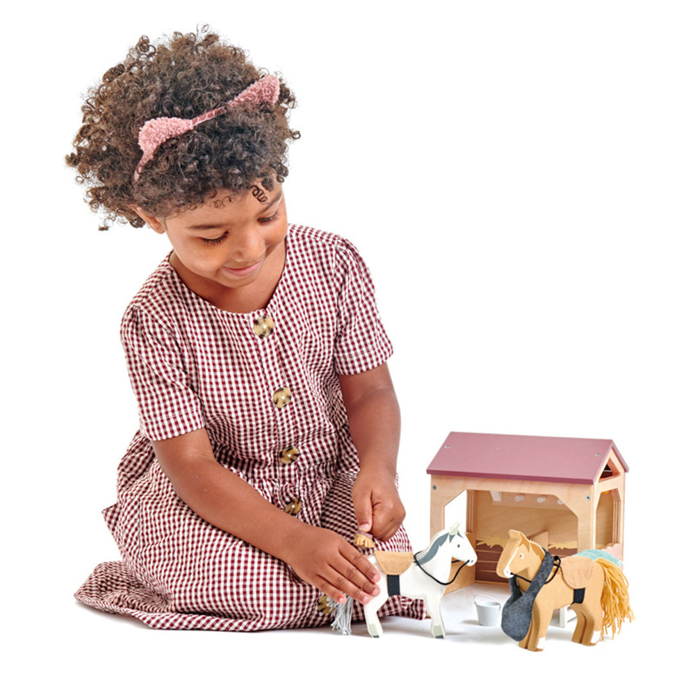 Tender Leaf Toys 19cm The Stables Animal Wooden Toy Set Kids 3y+