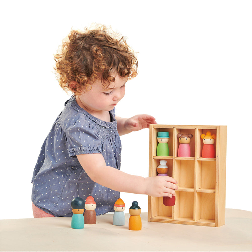9pc Tender Leaf Toys 19.5cm Happy Folk Hotel Wood Toy Set w/ Shelf Kids 3y+