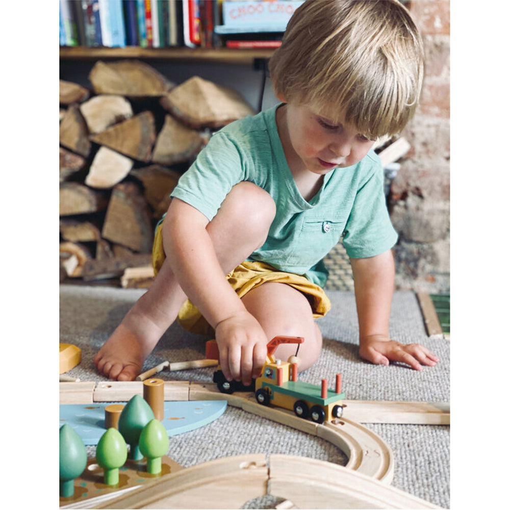 Tender Leaf Toys 52cm Wild Pines Train Wooden Toy Set Kids 3y+