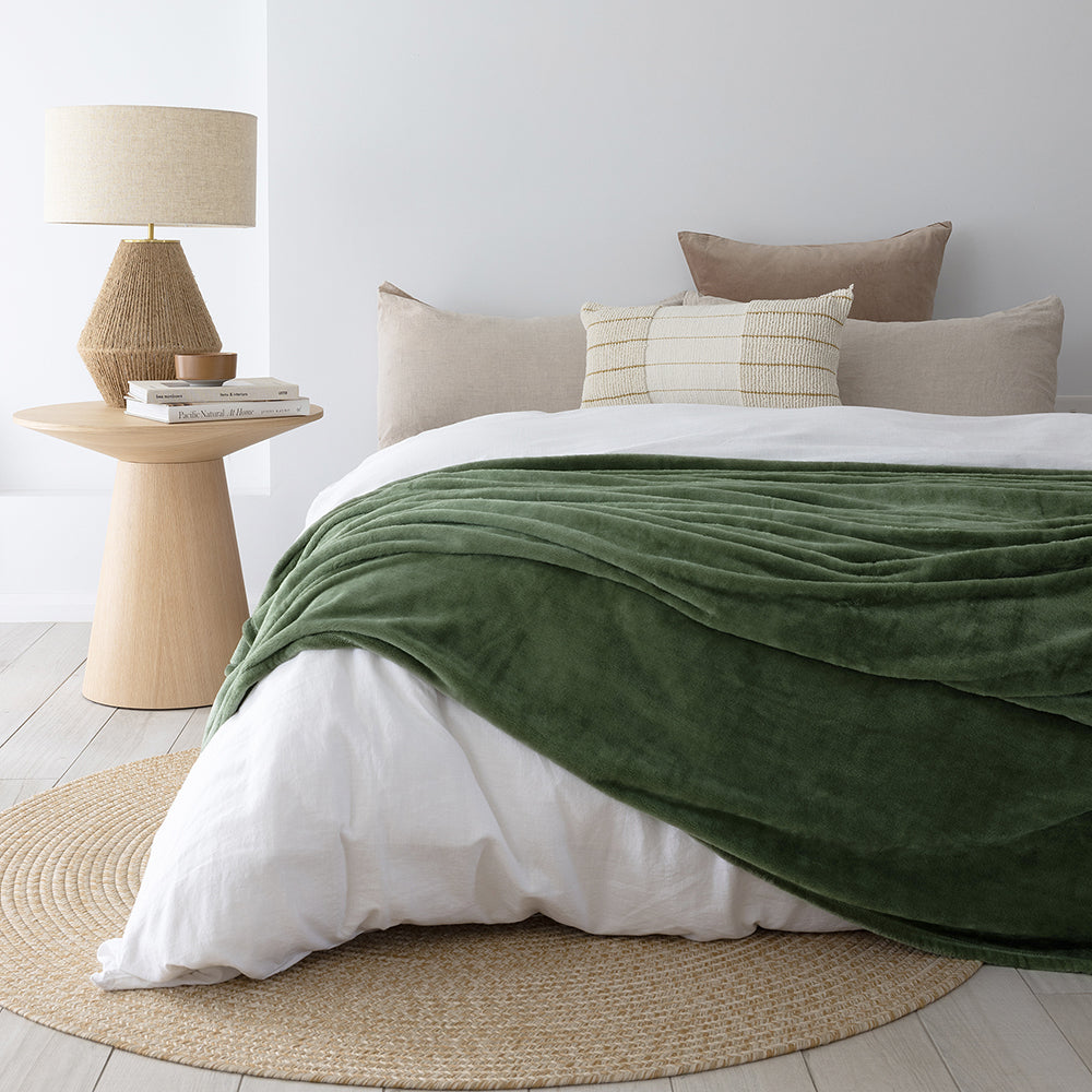 Bambury Ultraplush 280GSM Bedding Blanket Moss Super King 300x230cm
