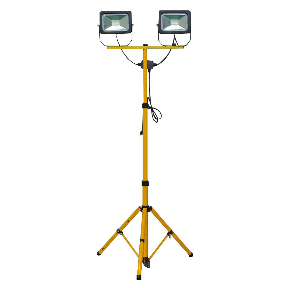 Ultracharge 2 X 20W Led Twin Floodlight W/ 1.6M Stand